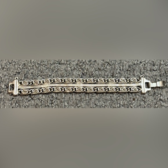 Vintage Silver Tone Swirl Tribal Bracelet 6”